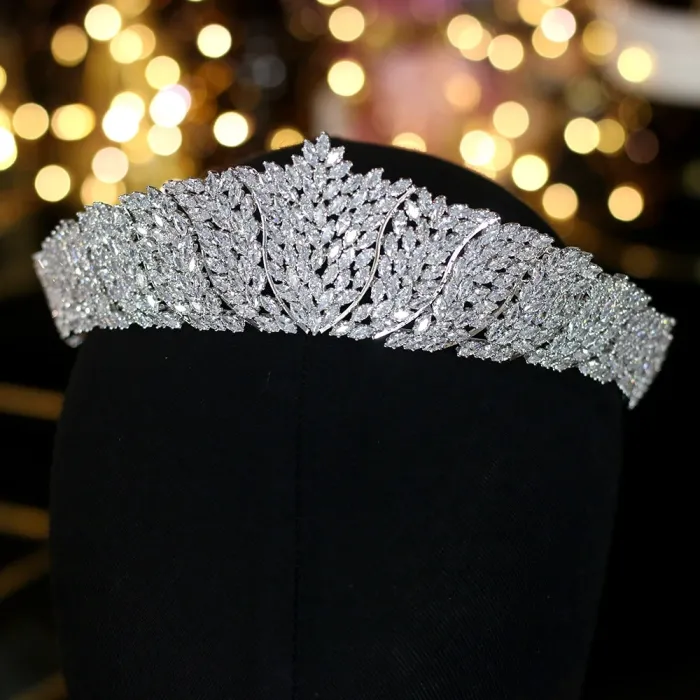 ASNORA Classic CZ Cubic Zirconia Bridal Wedding Headdress Crown Headband Womens Party Jewelry AccesHaarspelden