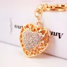 Dalaful Hollow Out Love Heart Key Chains Rings Holder For Lovers Sweetheart Pendant For Car KeyringsSleutelhangers