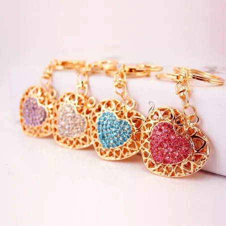 Dalaful Hollow Out Love Heart Key Chains Rings Holder For Lovers Sweetheart Pendant For Car KeyringsSleutelhangers