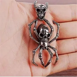 Spider Pendant NecklaceKettingen