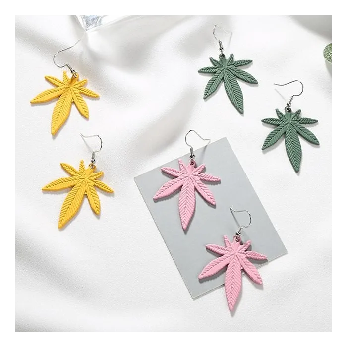 Hemp Leaves - Dangle Earrings - Geometric Drop EarringsOorbellen