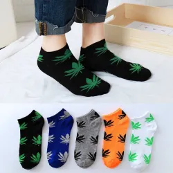 Breathable Socks - Maple Leaf - Comfortable - MenDames mode