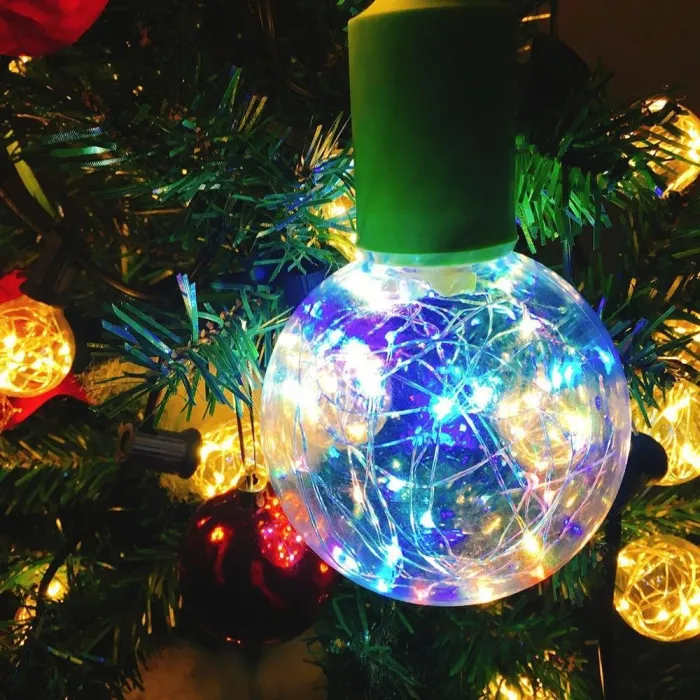 E27 1.7W - Led RGB lamp - dimbaar - KerstdecoratieE27