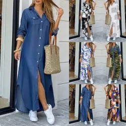 Lange losse jurk met knopen - denim / moderne printJurken