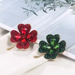 Groen / rood klavertje vier - kristallen brocheBroches