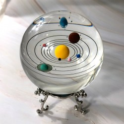 Kristallen bol van het zonnestelsel - een model van miniatuurplaneten - een glazen bol - 80 mmDecoratie