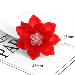 Bloem met kristallen - elegante brocheBroches