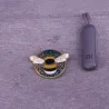 Hommel met ster / maan - kristallen broche - speldBroches