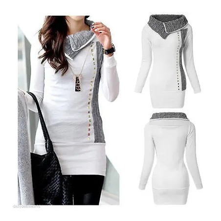 Witte lange trui - hoge kraag - lange mouw - met metalen versieringenHoodies & Truien