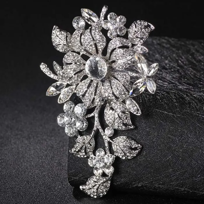 Elegant brooch with big crystal flowersBrooches