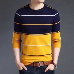 Elegant men's striped sweater - slim fitHoodies & Sweatshirt