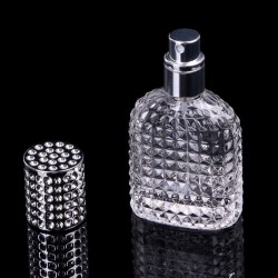 Hervulbare glazen fles voor parfum met verstuiver 30 ml - 50 mlParfum