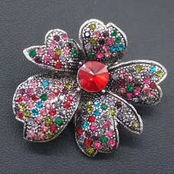 Broche met kristallen narcissen - veelkleurige strass steentjesBroches
