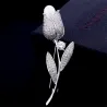 Luxurious white crystal brooch with rose / pearlBrooches