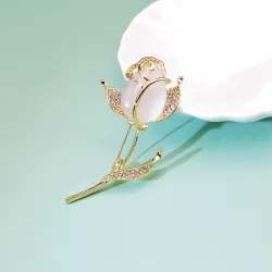Elegant brooch with opal / crystal tulipBrooches
