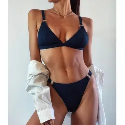 Sexy geribbelde bikiniset - push up - metalen versieringenBadkleding