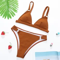 Sexy geribbelde bikiniset - push up - metalen versieringenBadkleding