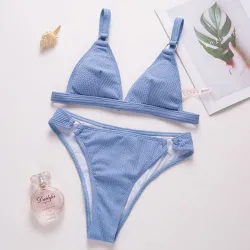 Sexy geribbelde bikiniset - push up - metalen versieringenBadkleding