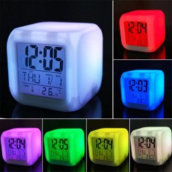 Digitale wekker - LED - thermometer - datumKlokken