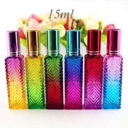 Kleurrijke vierkante glazen fles - met verstuiver - navulbaar - voor parfum - 15mlParfum