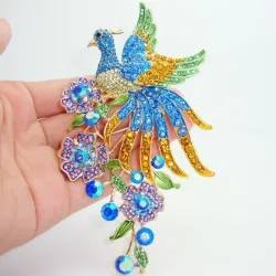 Modieuze broche - met kleurrijke kristallen pauwBroches