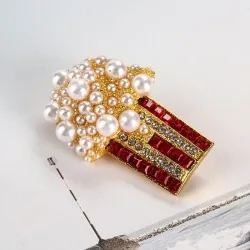 Parelpopcorn broche - met strass steentjesBroches