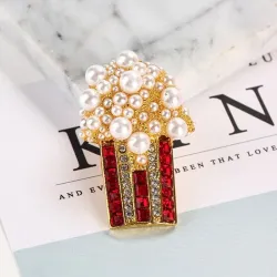 Parelpopcorn broche - met strass steentjesBroches