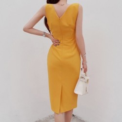 Elegante gele jurk - met V-hals / rugsplit / mouwloosJurken