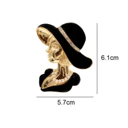 Modieuze gouden broche - vrouw met zwarte hoed met parels / kristallenBroches