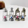 Metalen lamp - zandloper - sleutelhangerSleutelhangers