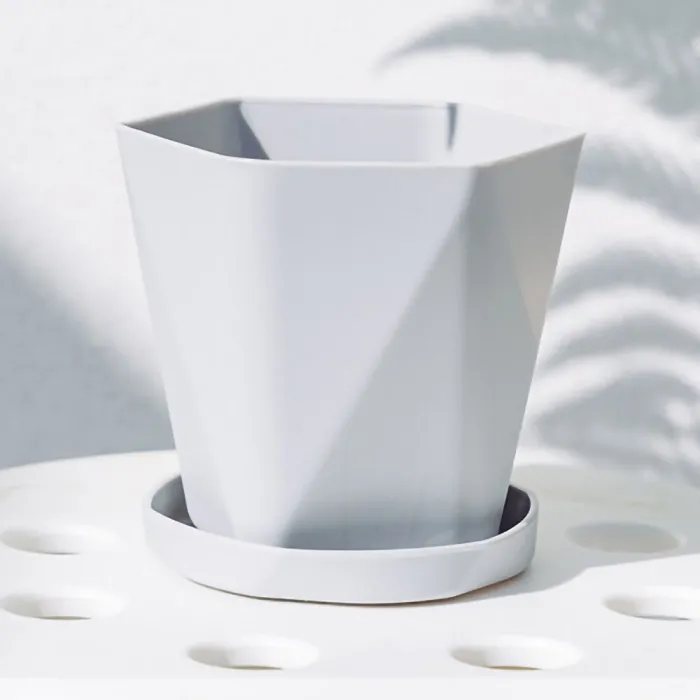 Geometric flower pot - plastic resinGarden