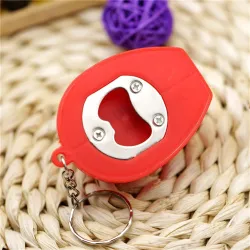 Helmvormige flesopener - met sleutelhanger - LED-lichtSleutelhangers