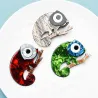 Big eyes gecko / lizard - enamel broochBrooches