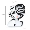 Monroe-broche van acrylBroches