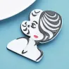 Monroe-broche van acrylBroches