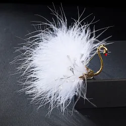 Wit/zwarte pauw - broche - veren - parelsBroches
