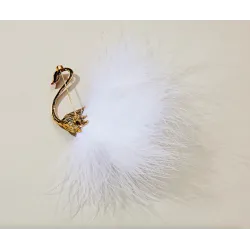 Wit/zwarte pauw - broche - veren - parelsBroches