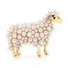 Schaap broche met parelsBroches