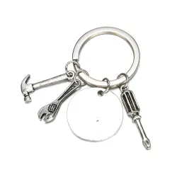 "Als papa het niet kan repareren, kan niemand het" - zilveren sleutelhangerSleutelhangers