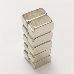 N50 - neodymium magneet - sterk T-vormig blok - 10.5mm * 5mm * 5.8mmN50