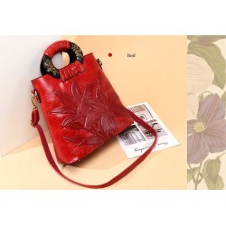 Elegant leather shoulder bag - printed flowersHandbags