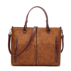 Elegant leather shoulder bagBags