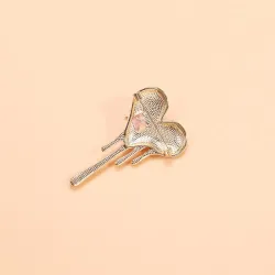 Heart shaped brooch with zirconBrooches