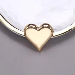 Classic heart shaped broochBrooches