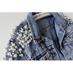 Short denim jacket - with decorative pearlsJackets