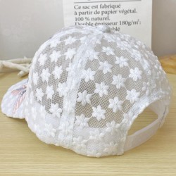 Dunne kanten baseballpet - geborduurde bloemen / bladerenPetten & Hoeden