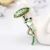 Broche met lotus / kikkerBroches