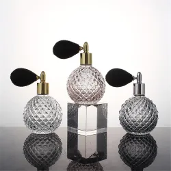 Glazen parfumflesje - met pompverstuiverParfum
