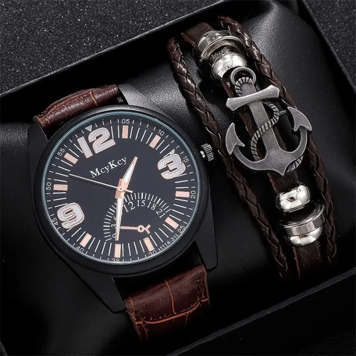 Fashionable Quartz watch - with leather bracelet - setWatches