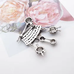 Weefbal / garen - vintage brocheBroches
